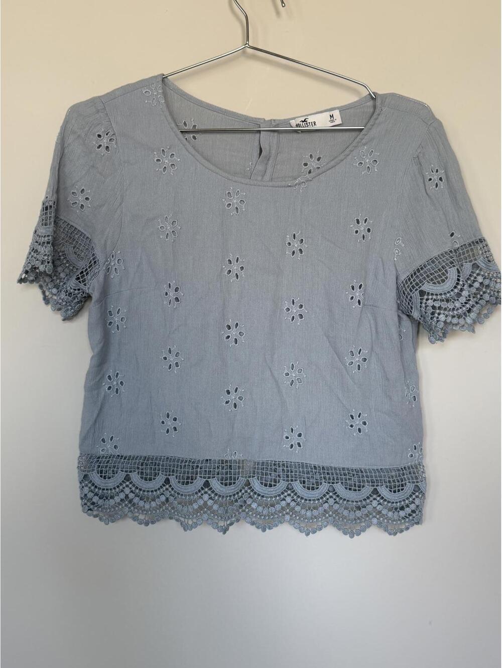 Hollister dusty‎ blue top with lace and eyelet detailing size Medium